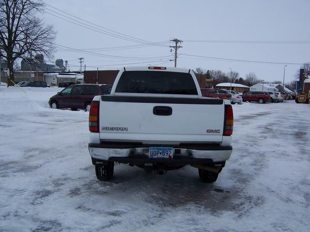 GMC Sierra 2006 photo 3