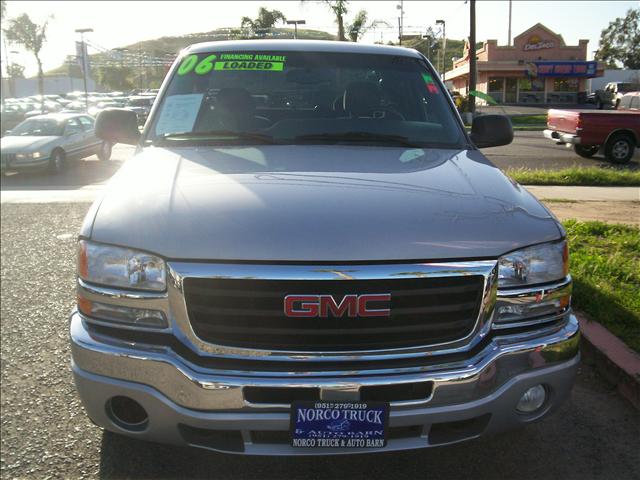 GMC Sierra 2006 photo 3