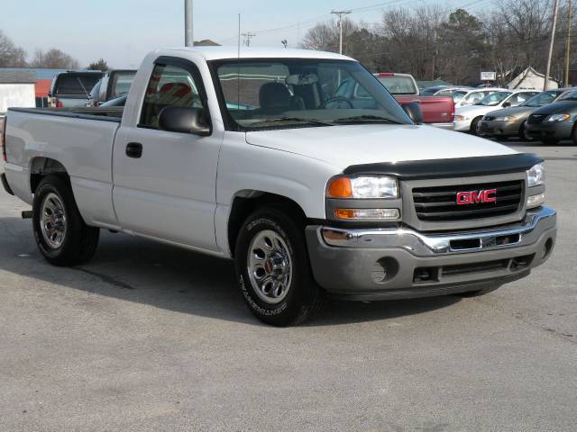 GMC Sierra 2006 photo 2