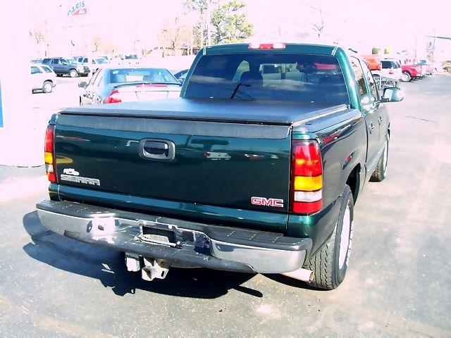 GMC Sierra 2006 photo 2