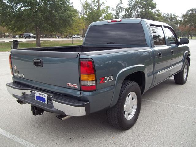 GMC Sierra 2006 photo 1