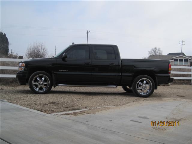 GMC Sierra EX Sedan 4D Crew Cab Pickup