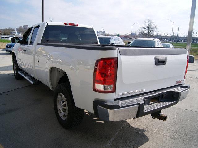 GMC Sierra 2007 photo 2