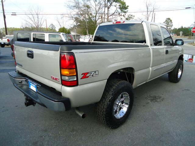 GMC Sierra 2007 photo 2