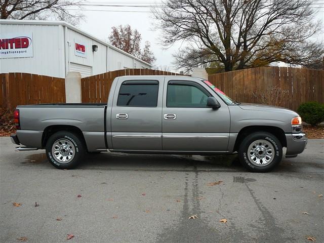 GMC Sierra 2007 photo 2