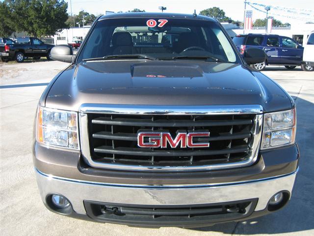 GMC Sierra 2007 photo 1