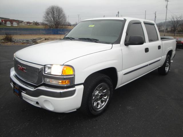 GMC Sierra 2007 photo 2