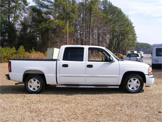 GMC Sierra CREW CAB SLT Pickup