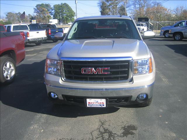 GMC Sierra 2007 photo 2