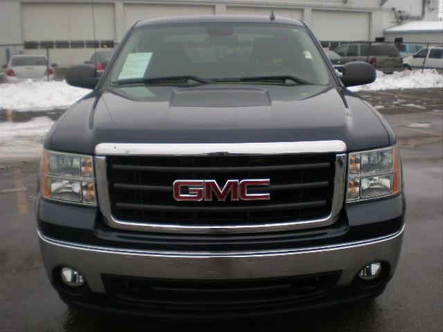 GMC Sierra CREW CAB SLT Pickup