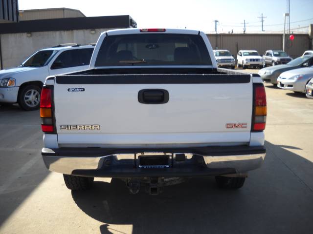 GMC Sierra 2007 photo 2