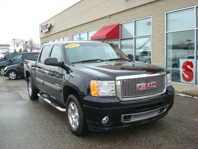 GMC Sierra 2007 photo 1