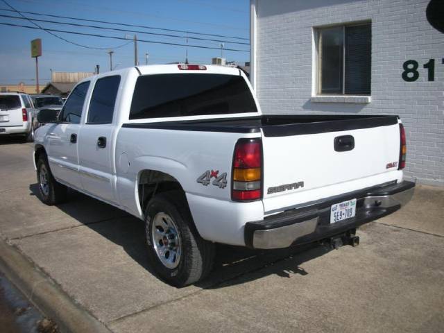 GMC Sierra 2007 photo 2