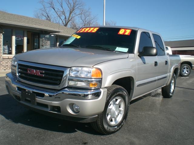 GMC Sierra 4X4 Z-71 Crew Cab Pickup