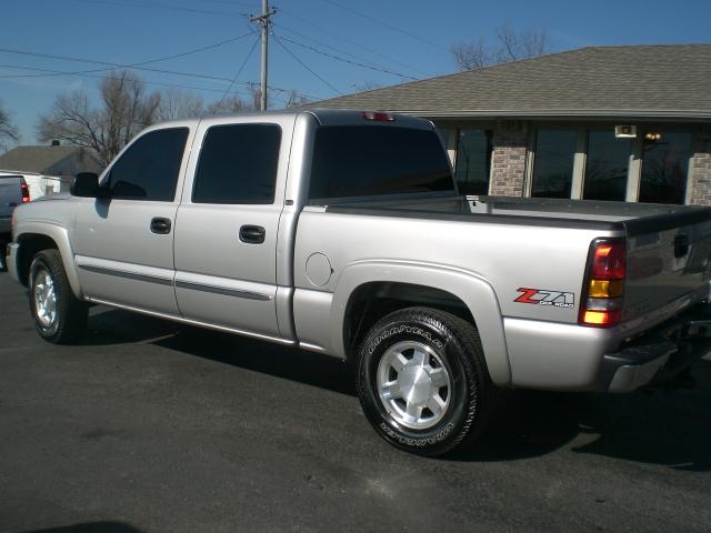 GMC Sierra 2007 photo 2