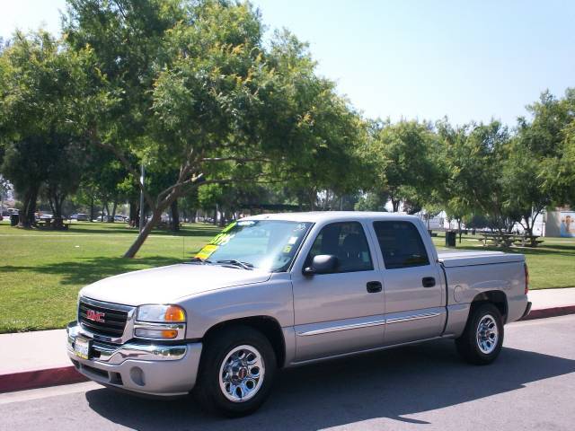 GMC Sierra 45 Pickup