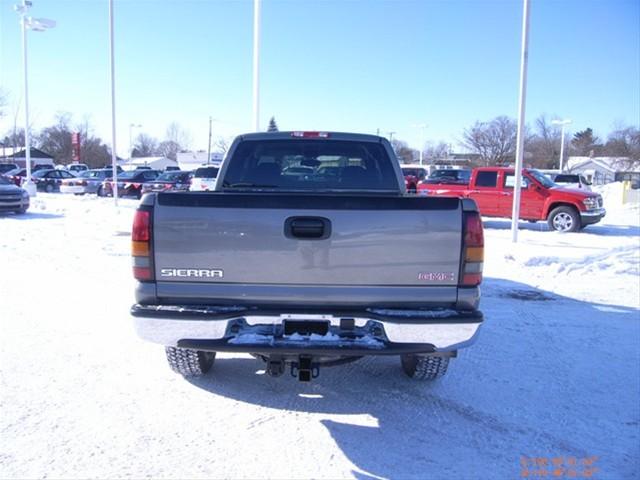 GMC Sierra 2007 photo 2