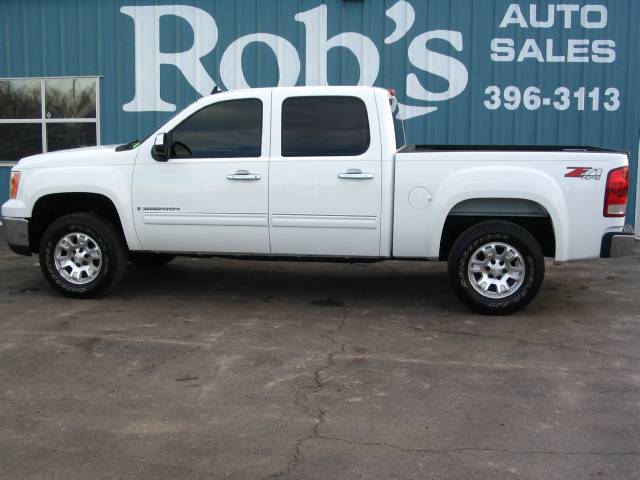 GMC Sierra LS 2WD 4dr SUV Pickup