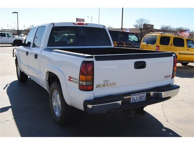 GMC Sierra 2007 photo 2