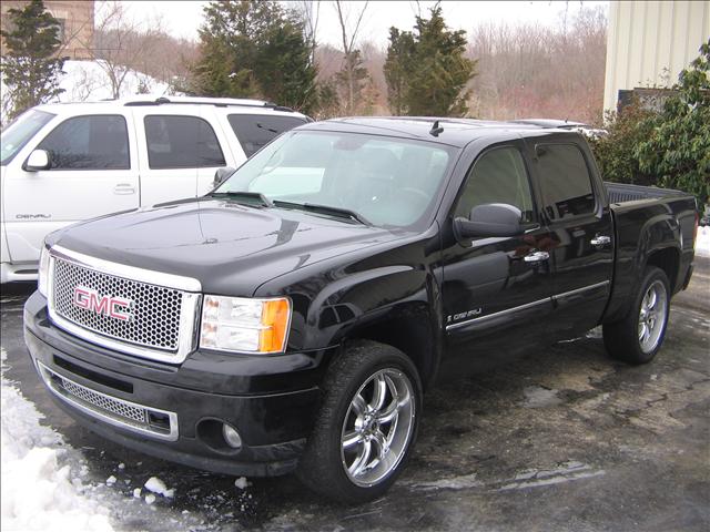 GMC Sierra EX Sedan 4D Crew Cab Pickup