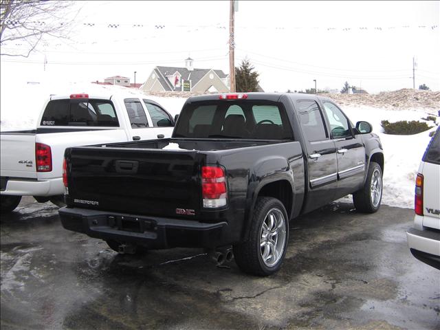 GMC Sierra 2007 photo 1