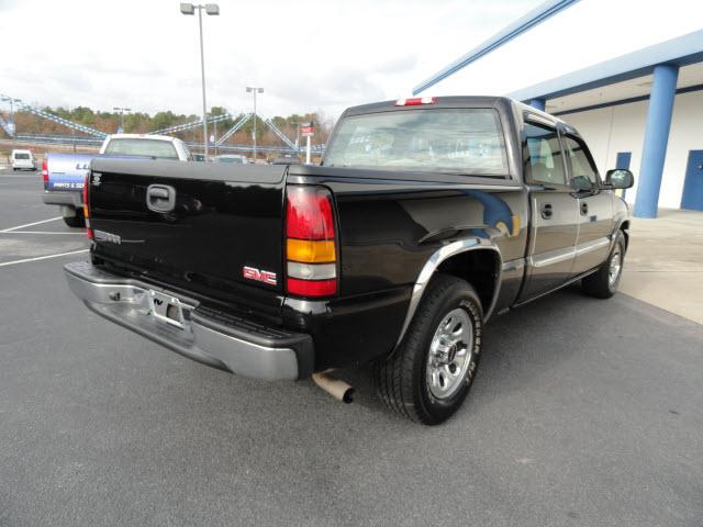 GMC Sierra 2007 photo 1