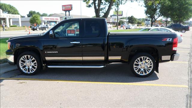 GMC Sierra 2008 photo 1