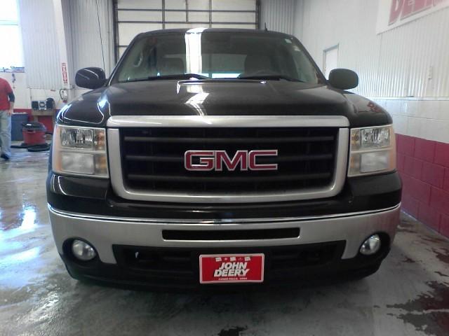 GMC Sierra 2009 photo 1