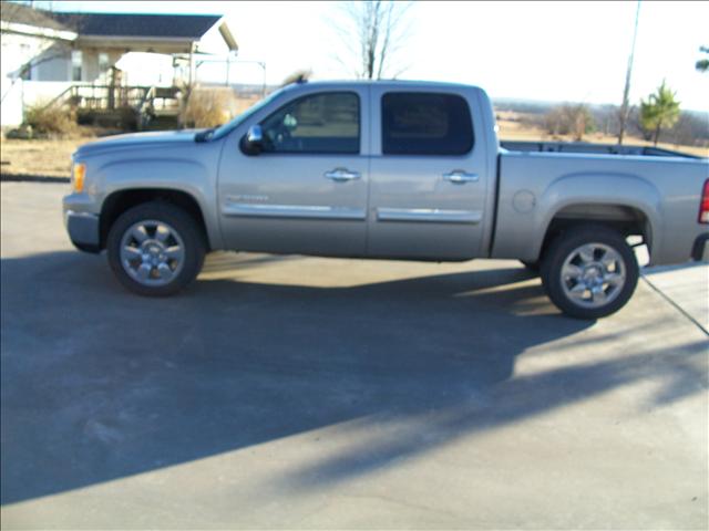 GMC Sierra 2009 photo 1