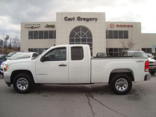 GMC Sierra Luggage Rack Pickup