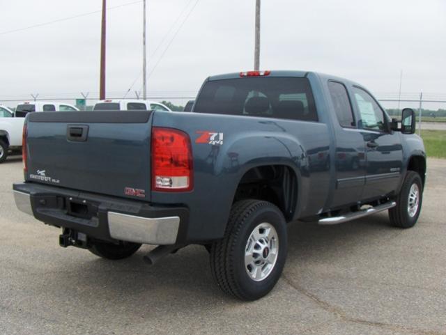 GMC Sierra 2011 photo 2