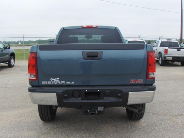 GMC Sierra 2011 photo 3