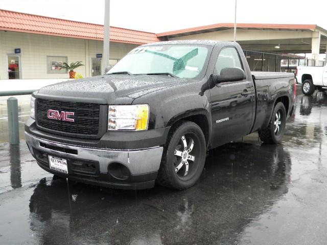 GMC Sierra C300 4matic Luxury Pickup