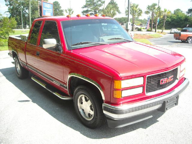 GMC Sierra 1500 Xlt-fx4 Pickup Truck