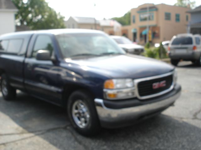 GMC Sierra 1500 2003 Nissan Touring Pickup Truck