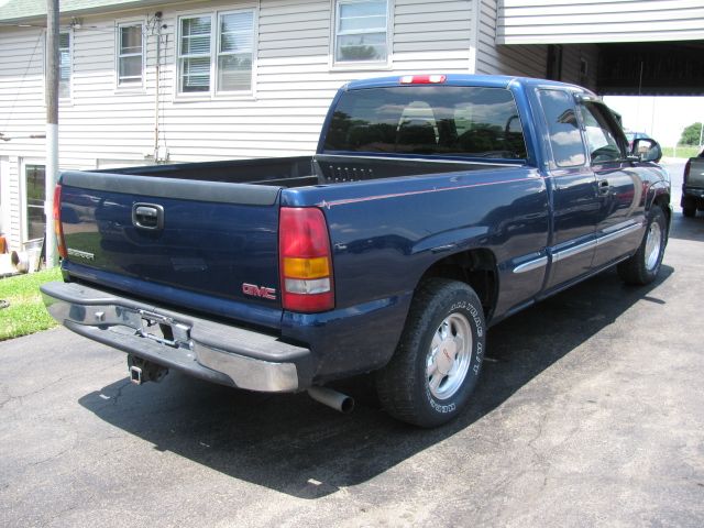 GMC Sierra 1500 2000 photo 2