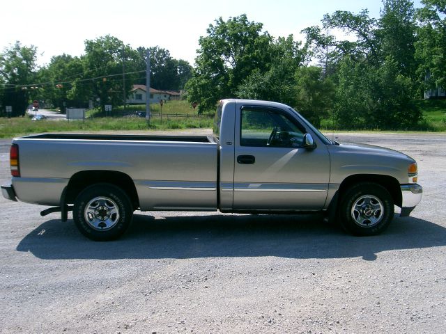 GMC Sierra 1500 2000 photo 2