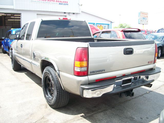 GMC Sierra 1500 2000 photo 3