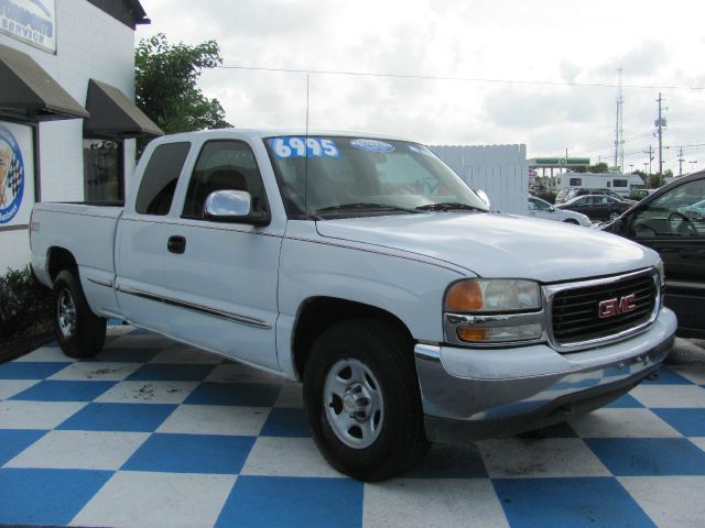 GMC Sierra 1500 2000 photo 2