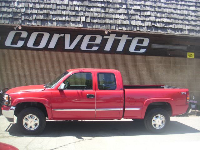 GMC Sierra 1500 XLT Lariat Super Crew Pickup Truck