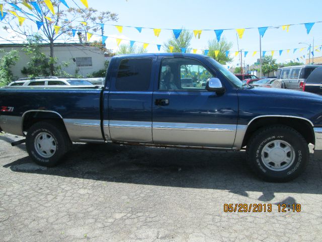 GMC Sierra 1500 2000 photo 2