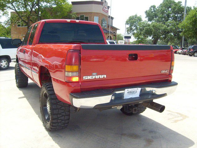 GMC Sierra 1500 Lsall Wheeldrive Pickup Truck