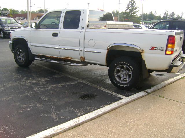 GMC Sierra 1500 2002 photo 3