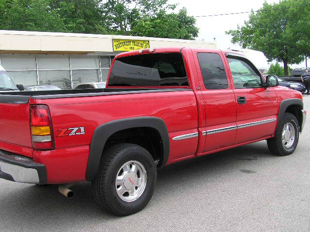 GMC Sierra 1500 Standard 4X4 Hardtop Pickup Truck