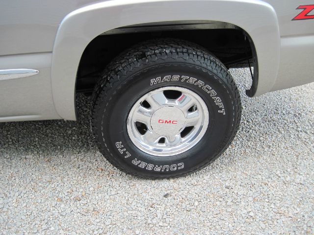 GMC Sierra 1500 2002 photo 2