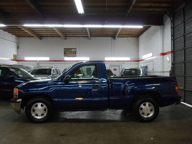 GMC Sierra 1500 2002 photo 2