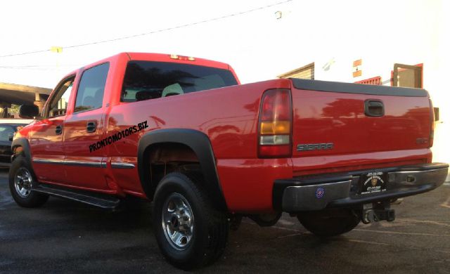 GMC Sierra 1500 Cloth Buckets Pickup Truck