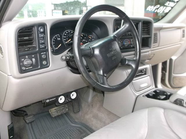 GMC Sierra 1500 2002 photo 2