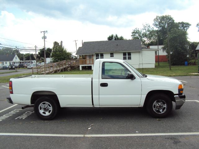 GMC Sierra 1500 EX-L Minivan Pickup Truck