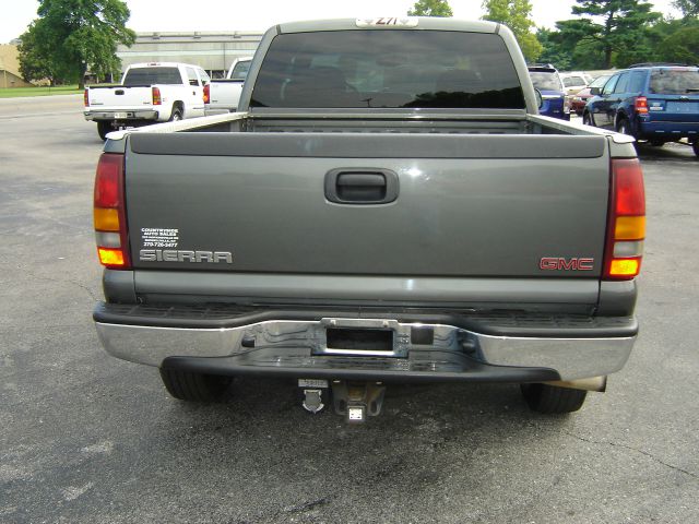 GMC Sierra 1500 Standard 4X4 Hardtop Pickup Truck